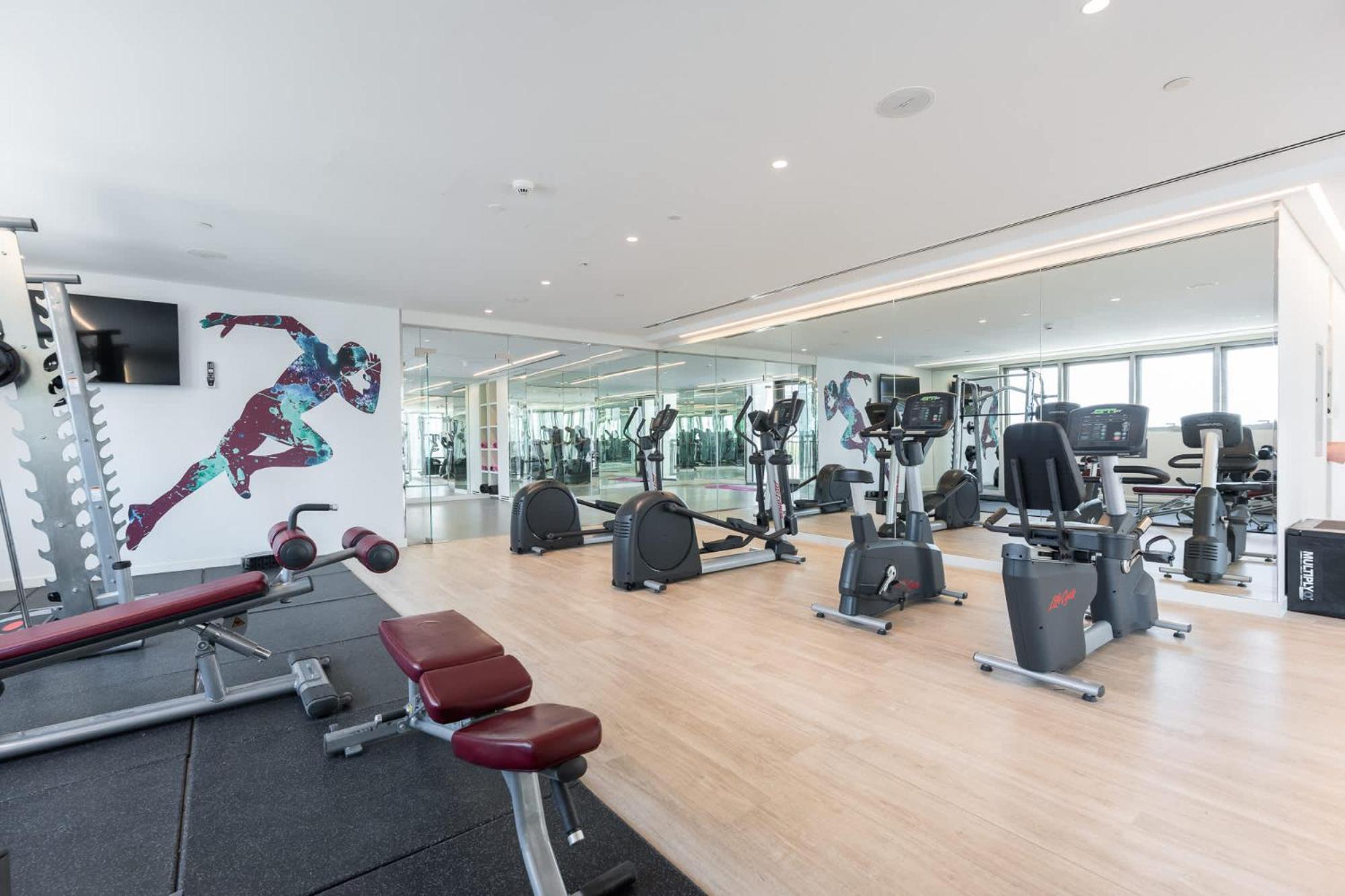 Apartment Modern 1-bedroom Escape - Comfort Meets Style Dubai