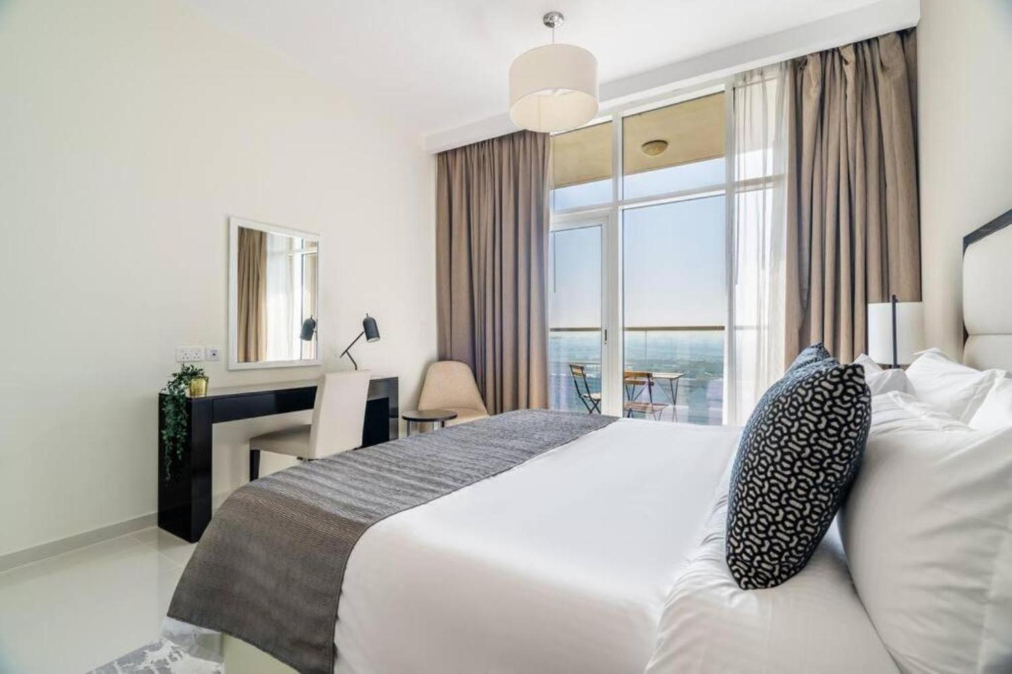 Exquisite 1bedroom With Views