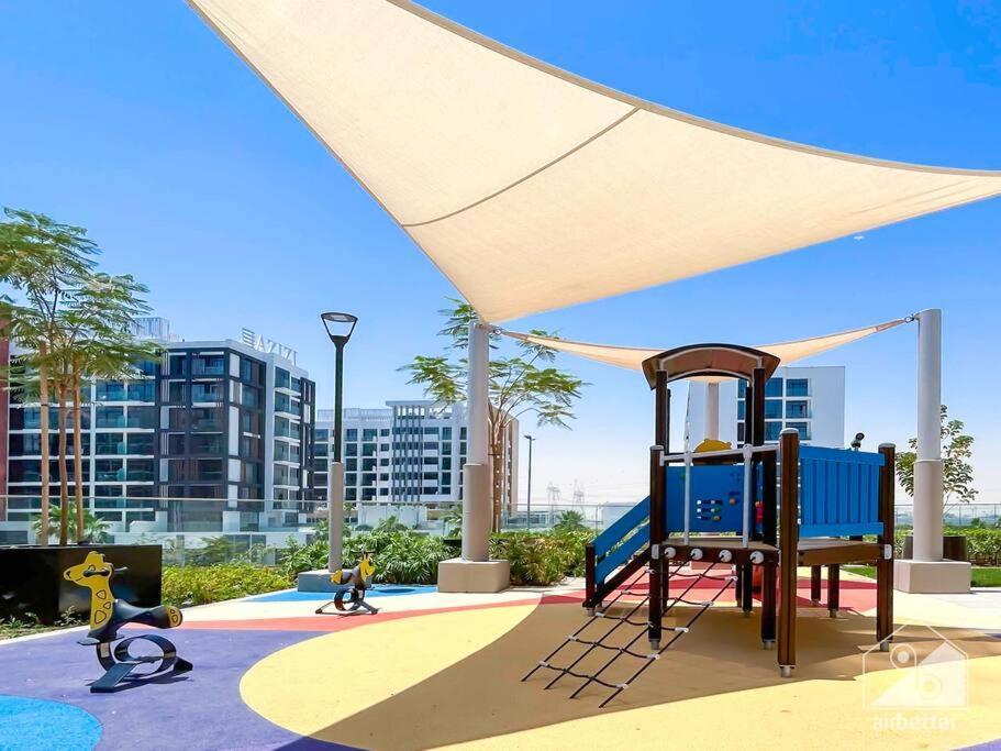 Opulent With Balcony At Aziz Riviera * Dubaï