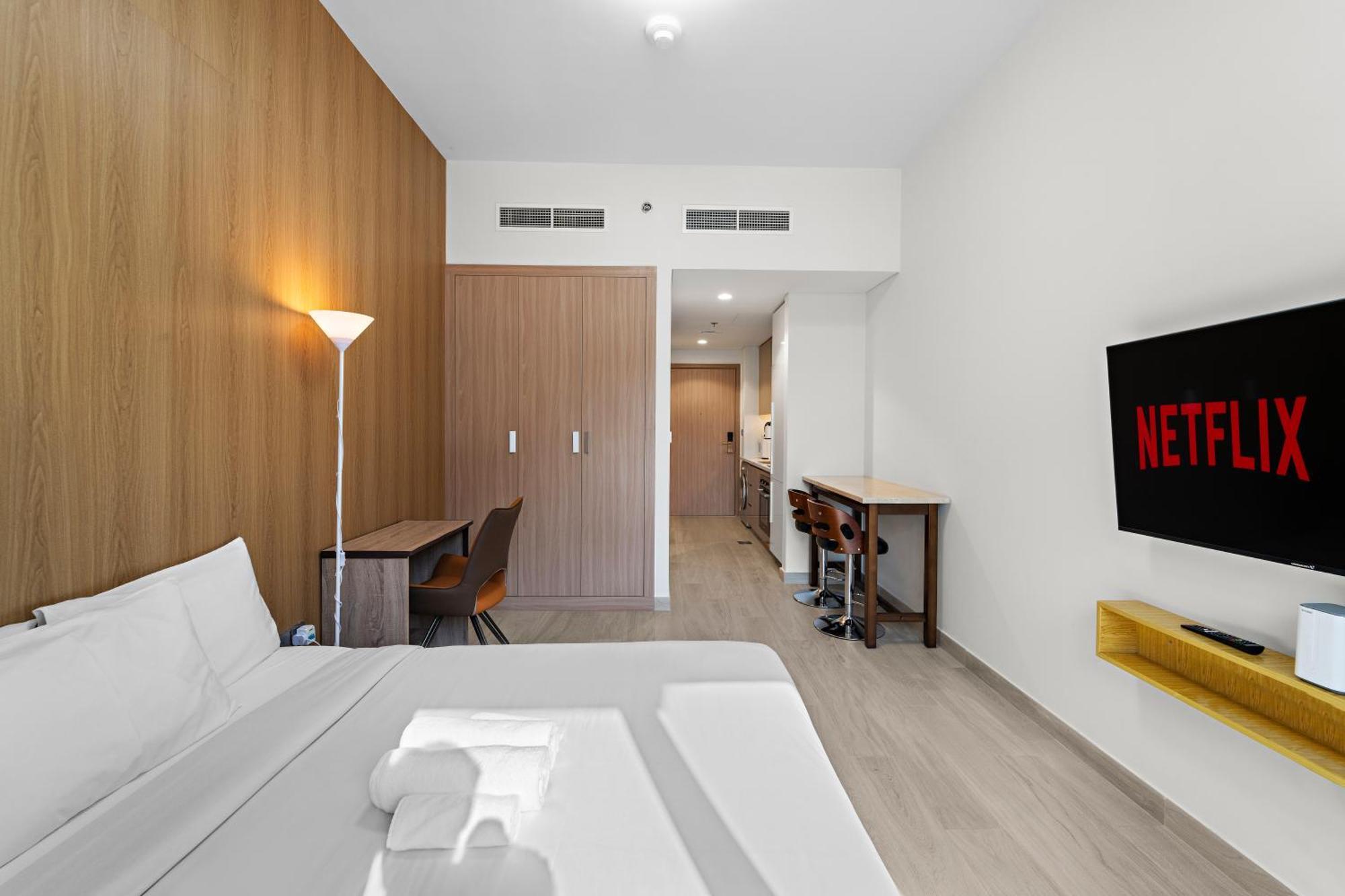 Charming With Pool, Gym, Kid's Playground Apartamento Dubái