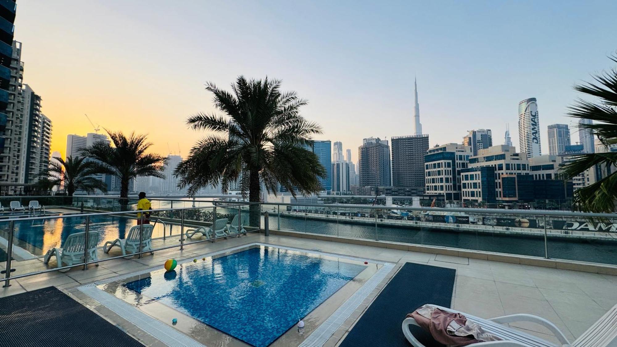 Lägenhet Stylish Fairview In Business Bay Canal View Marasi Drive