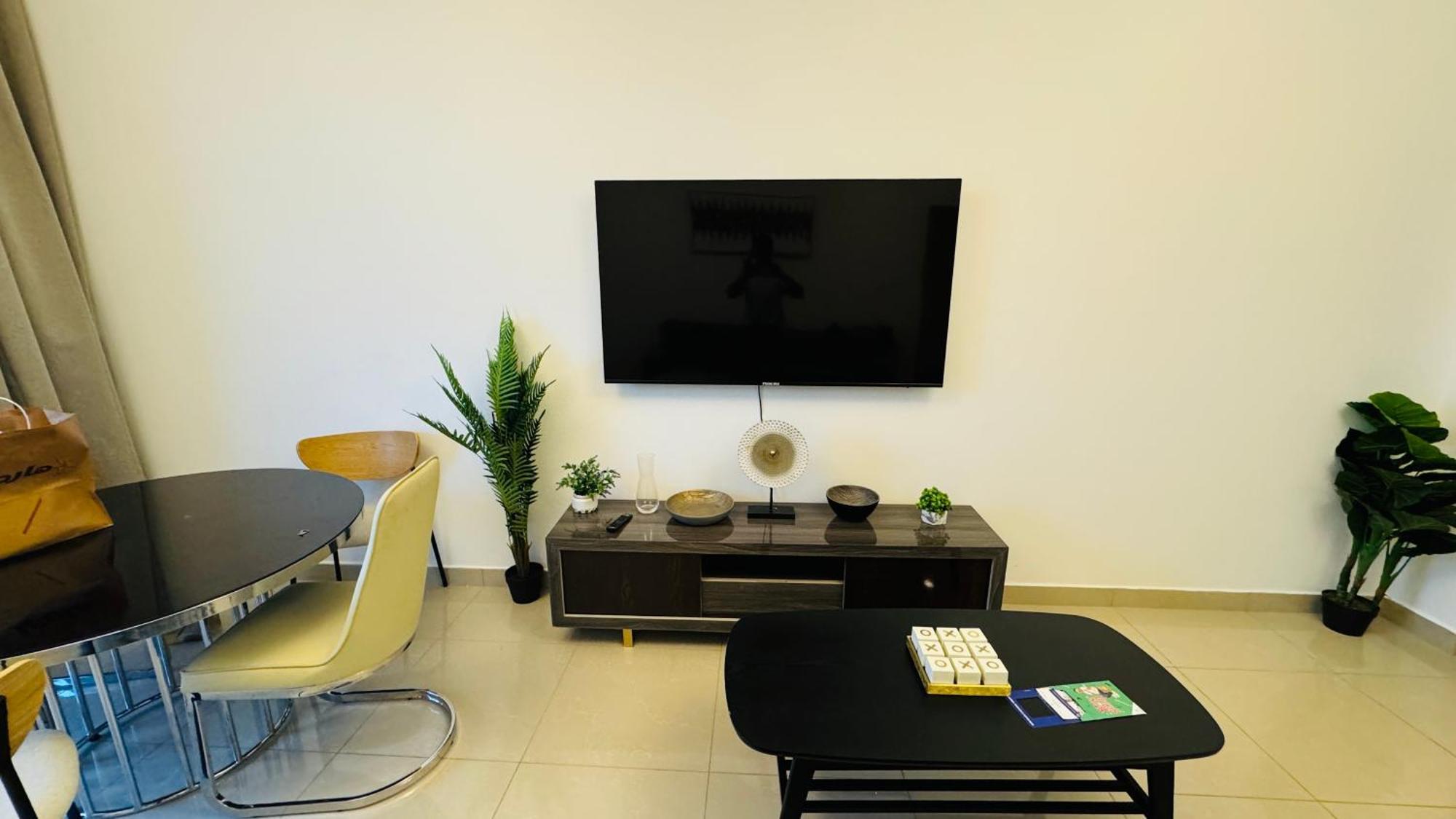 Lägenhet Stylish Fairview In Business Bay Canal View Marasi Drive *