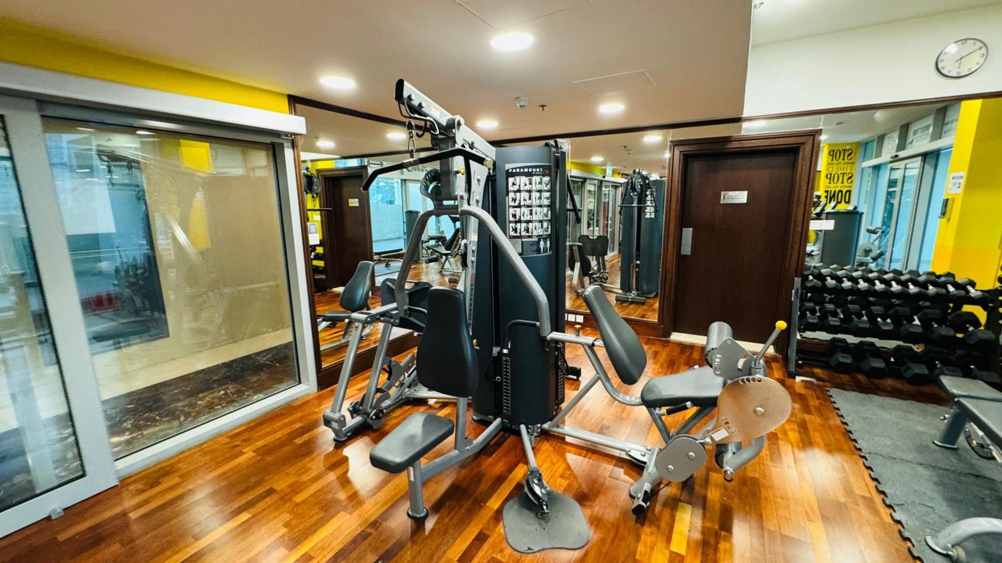 Stylish Fairview In Business Bay Canal View Marasi Drive Lägenhet *