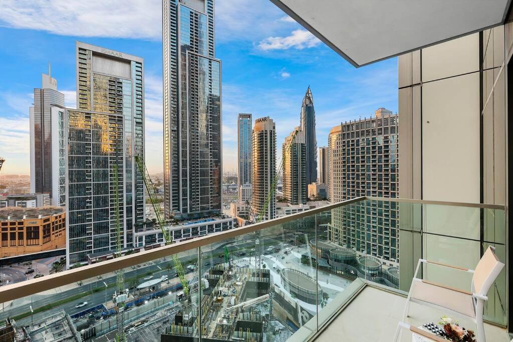 First Class 1br Charming View