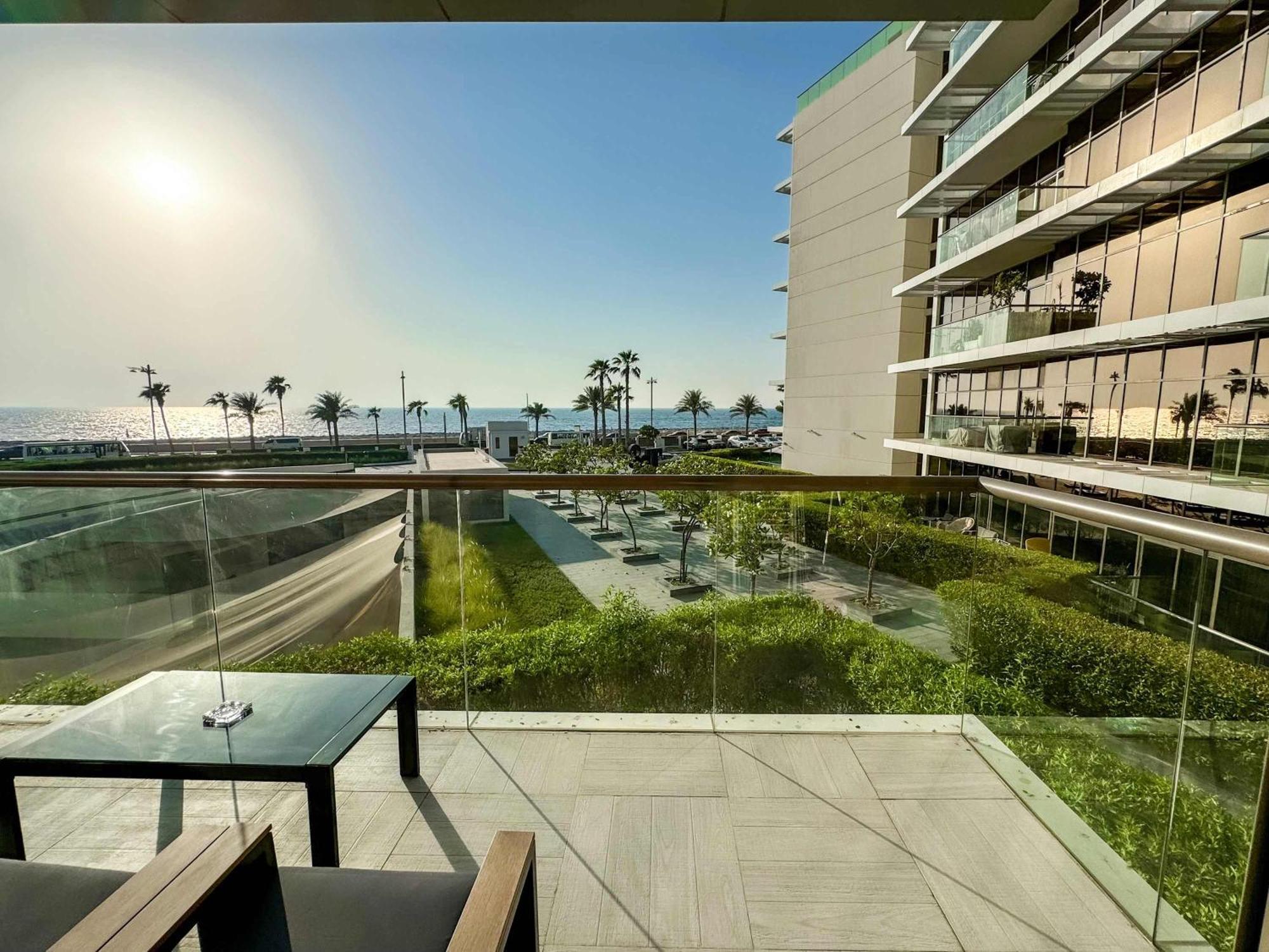 Appartement Homey Upgraded 1bdr Th8 W Access Dubaï