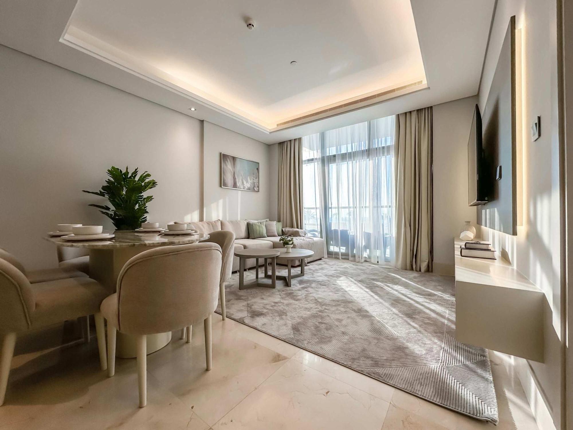 Homey Upgraded 1bdr Th8 W Access * Dubaï