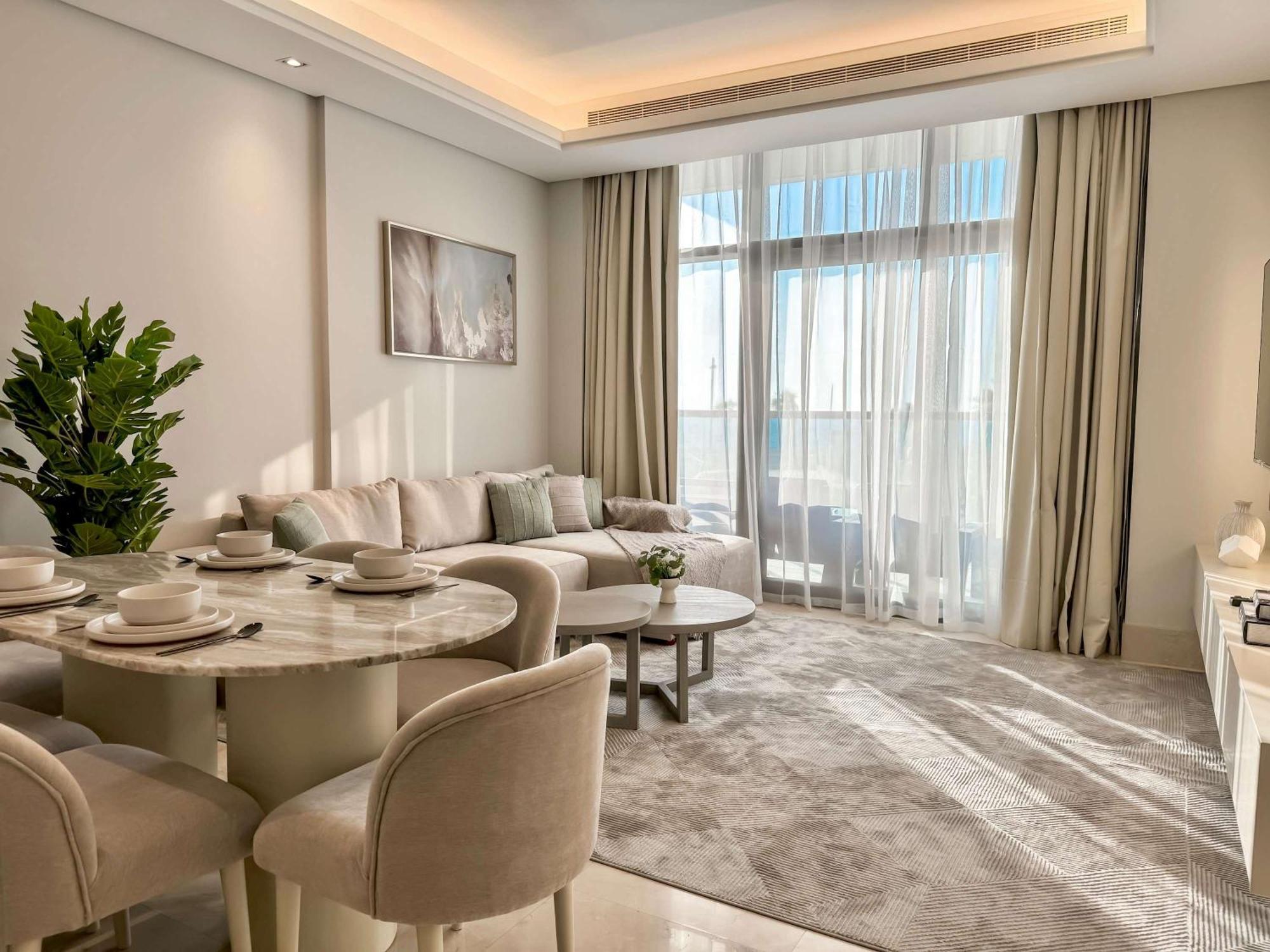 Homey Upgraded 1bdr Th8 W Access * Dubaï