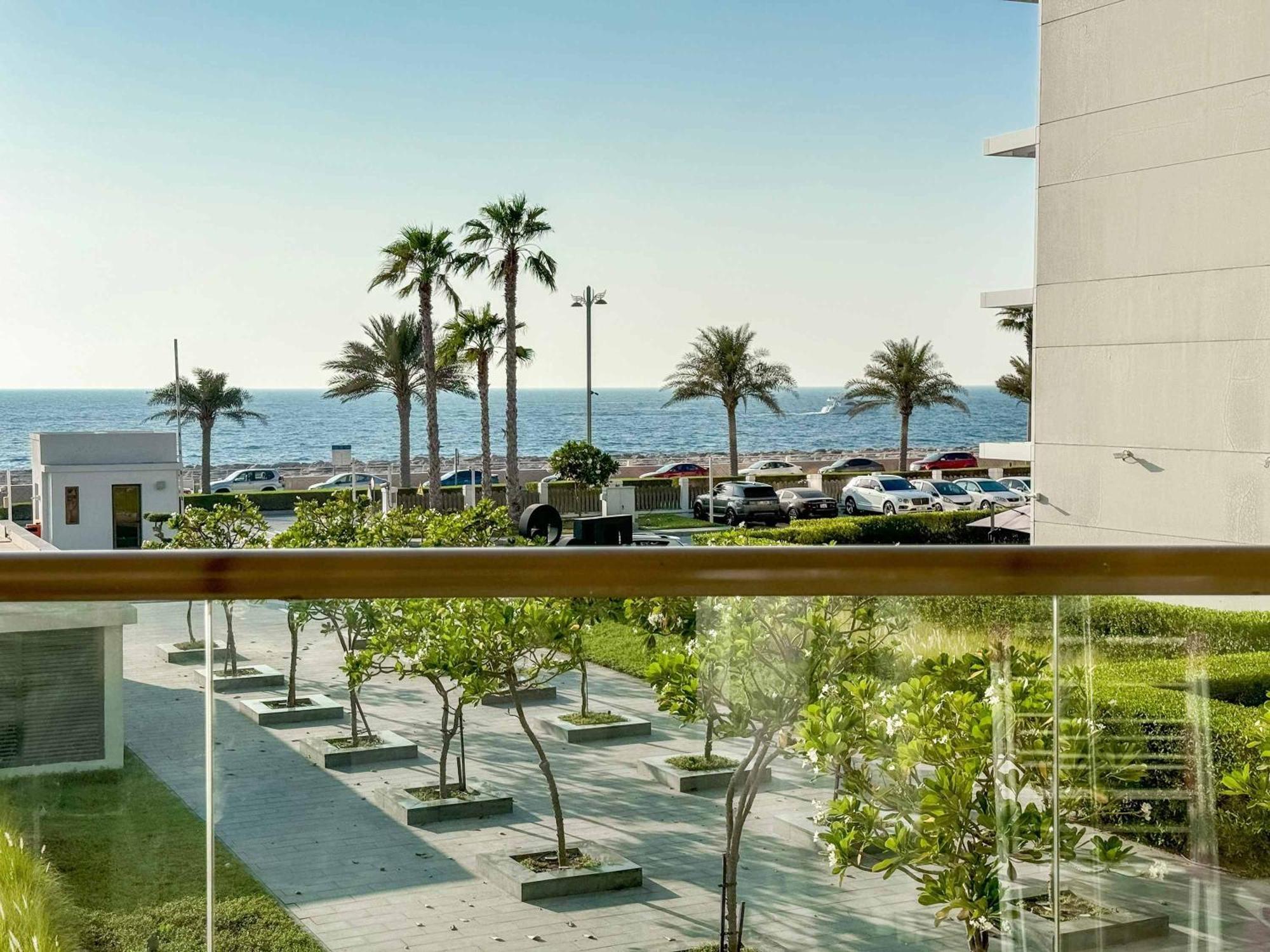 Homey Upgraded 1bdr Th8 W Access Dubaï
