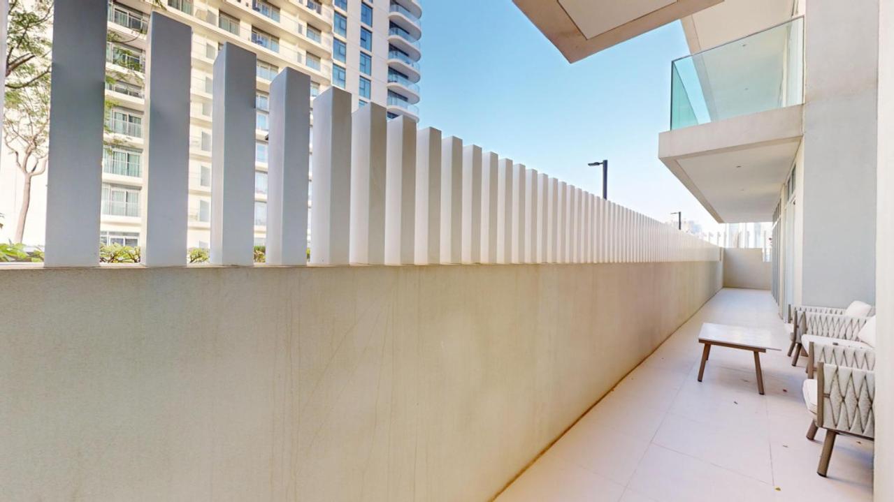 Sunrise Bay Tower 2 - Classy Three Bedroom * Dubaï