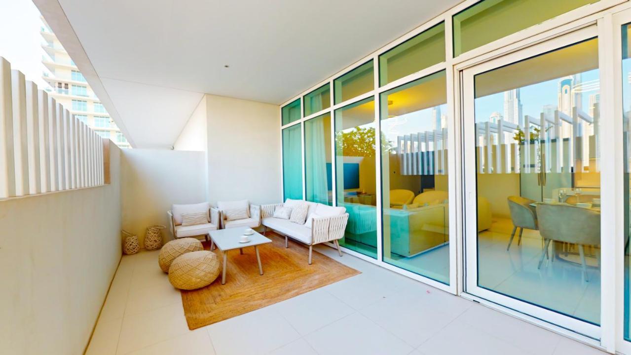 Sunrise Bay Tower 2 - Classy Three Bedroom Dubaï