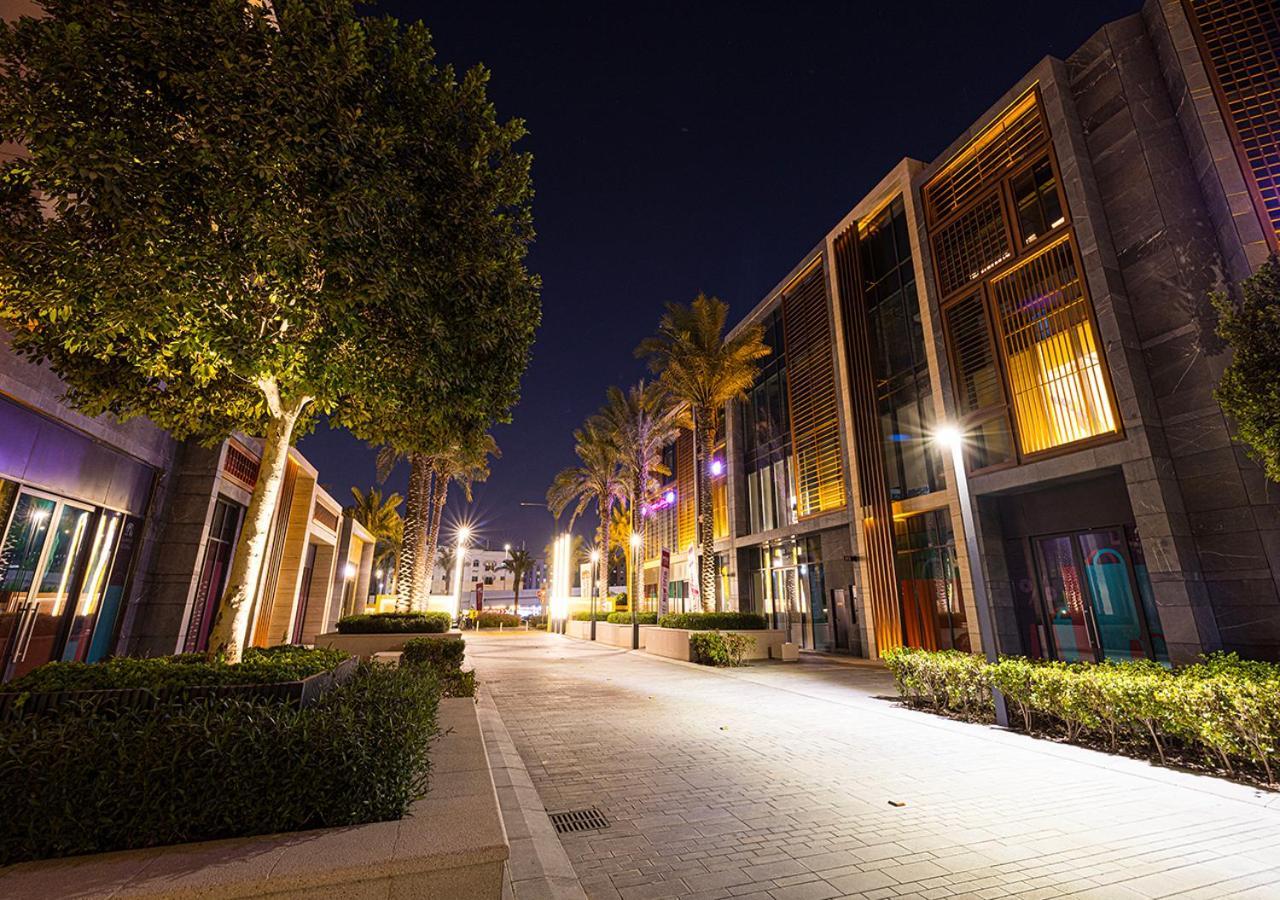 Stunning At Al Zahia *