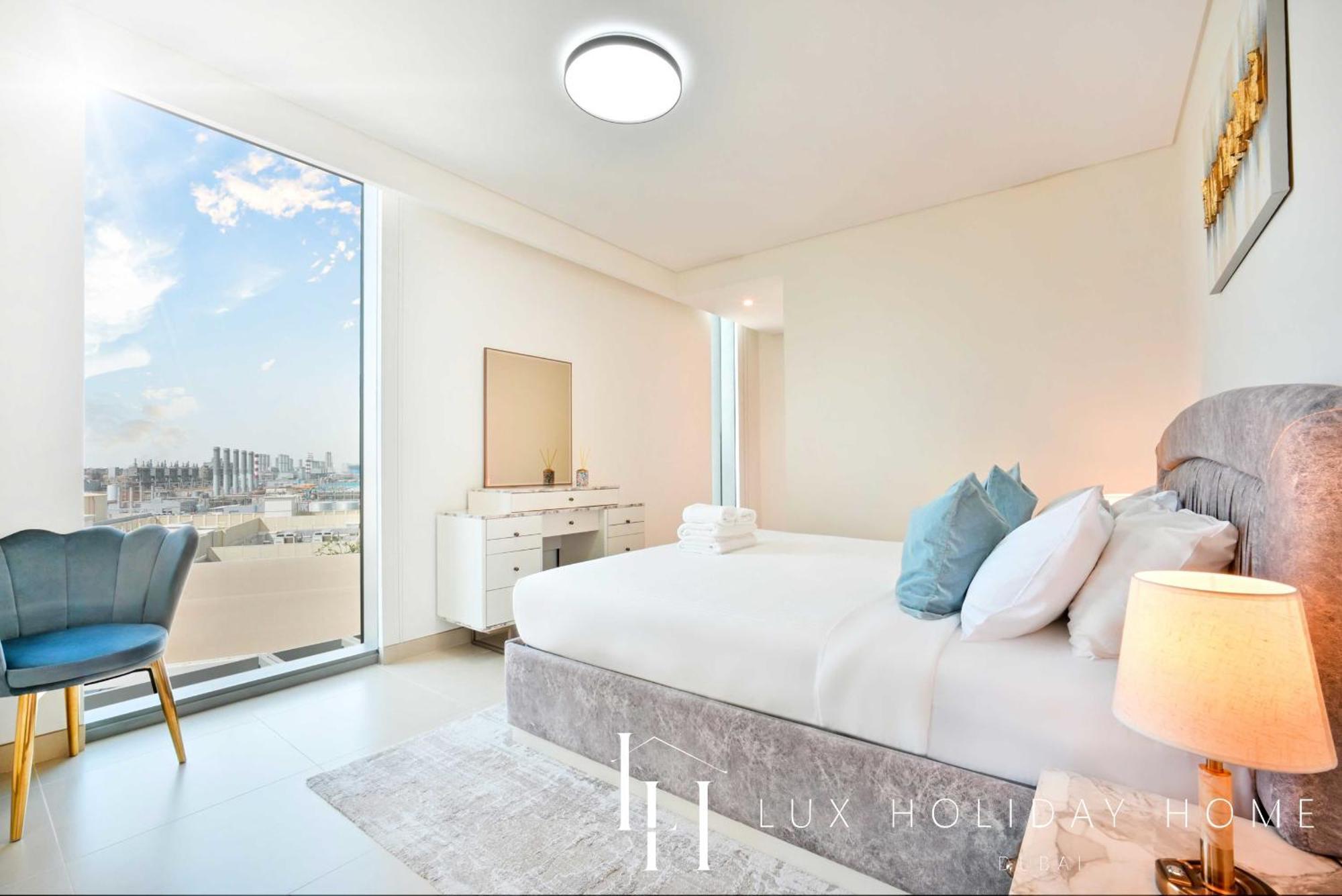 Lux 52 42 Deluxe Marina View Apartament