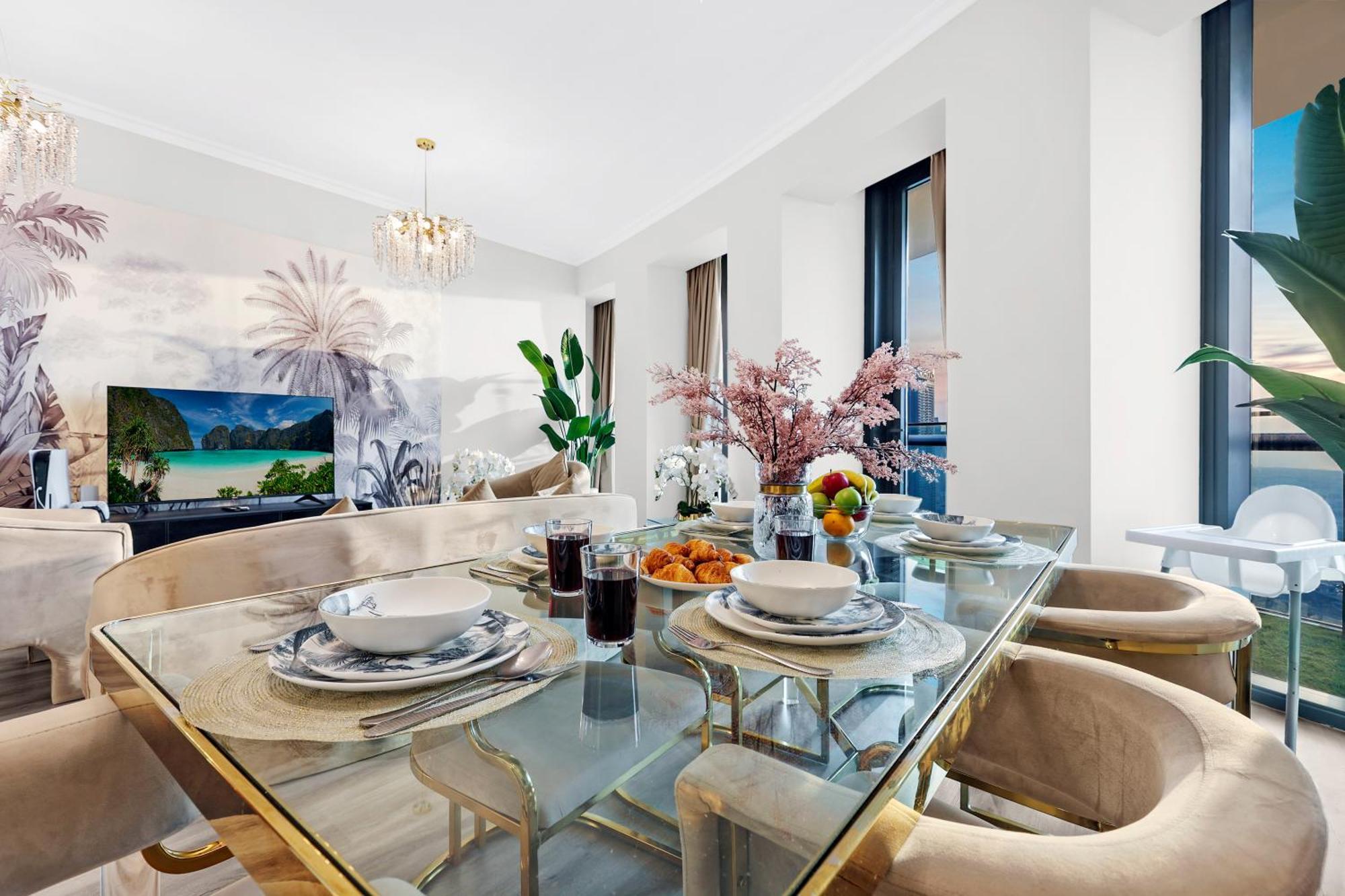 First Class 2br With Full Skyline & Sea View * Dubaï