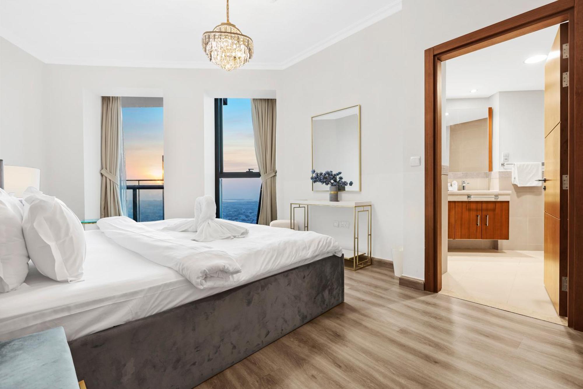 First Class 2br With Full Skyline & Sea View Appartement *