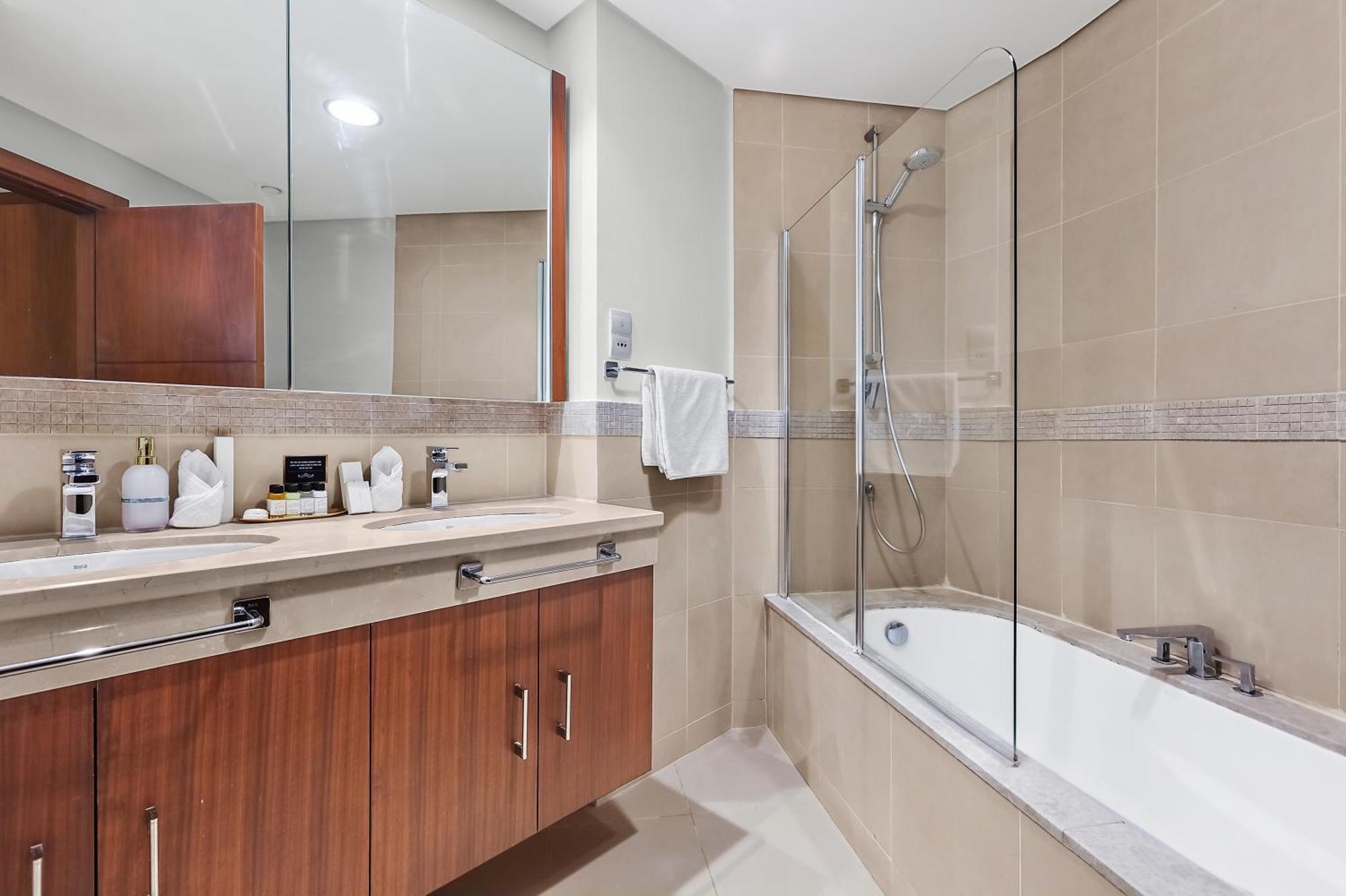First Class 2br With Full Skyline & Sea View Appartement