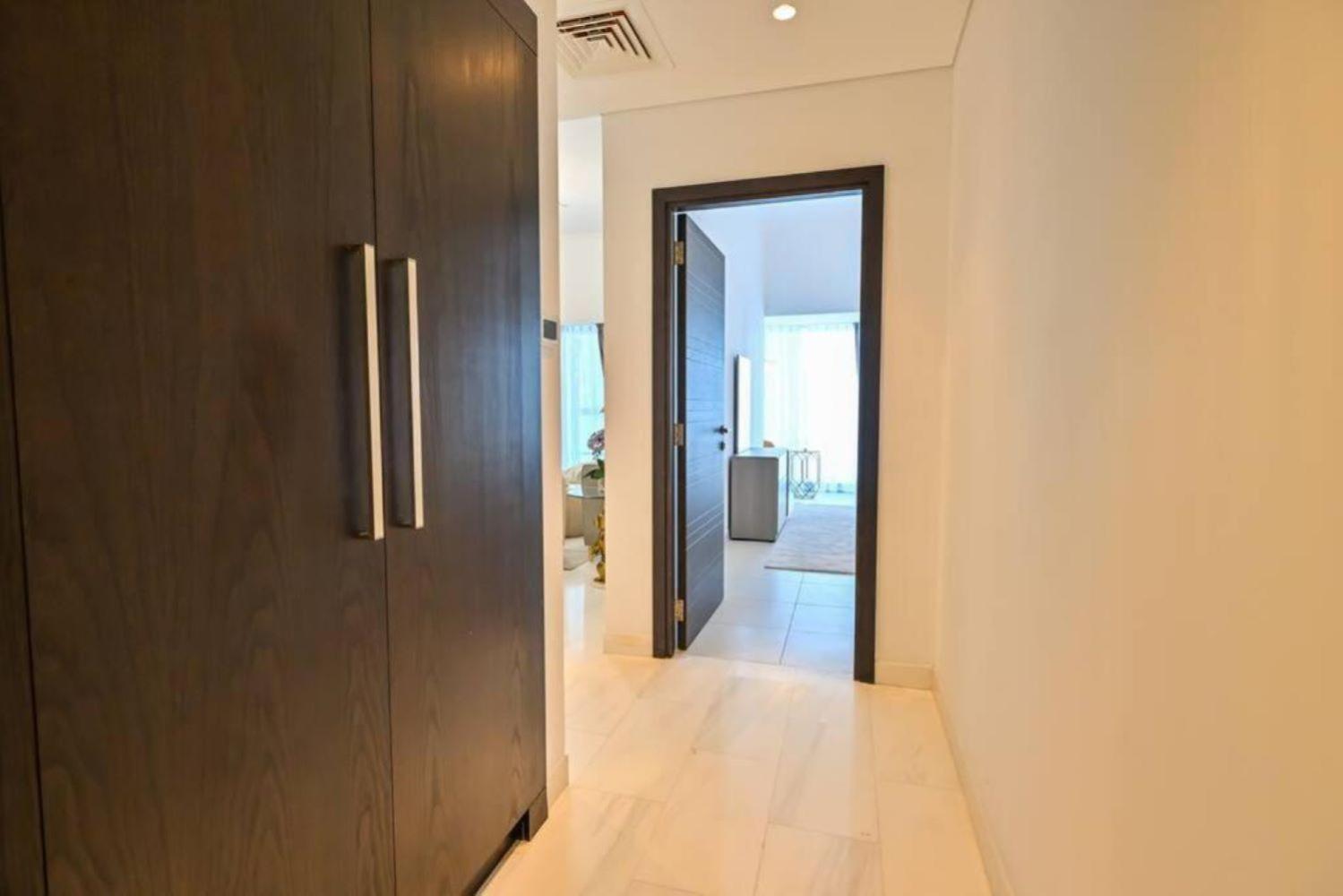 Iconic Sea View Marina - Lux New Appartamento