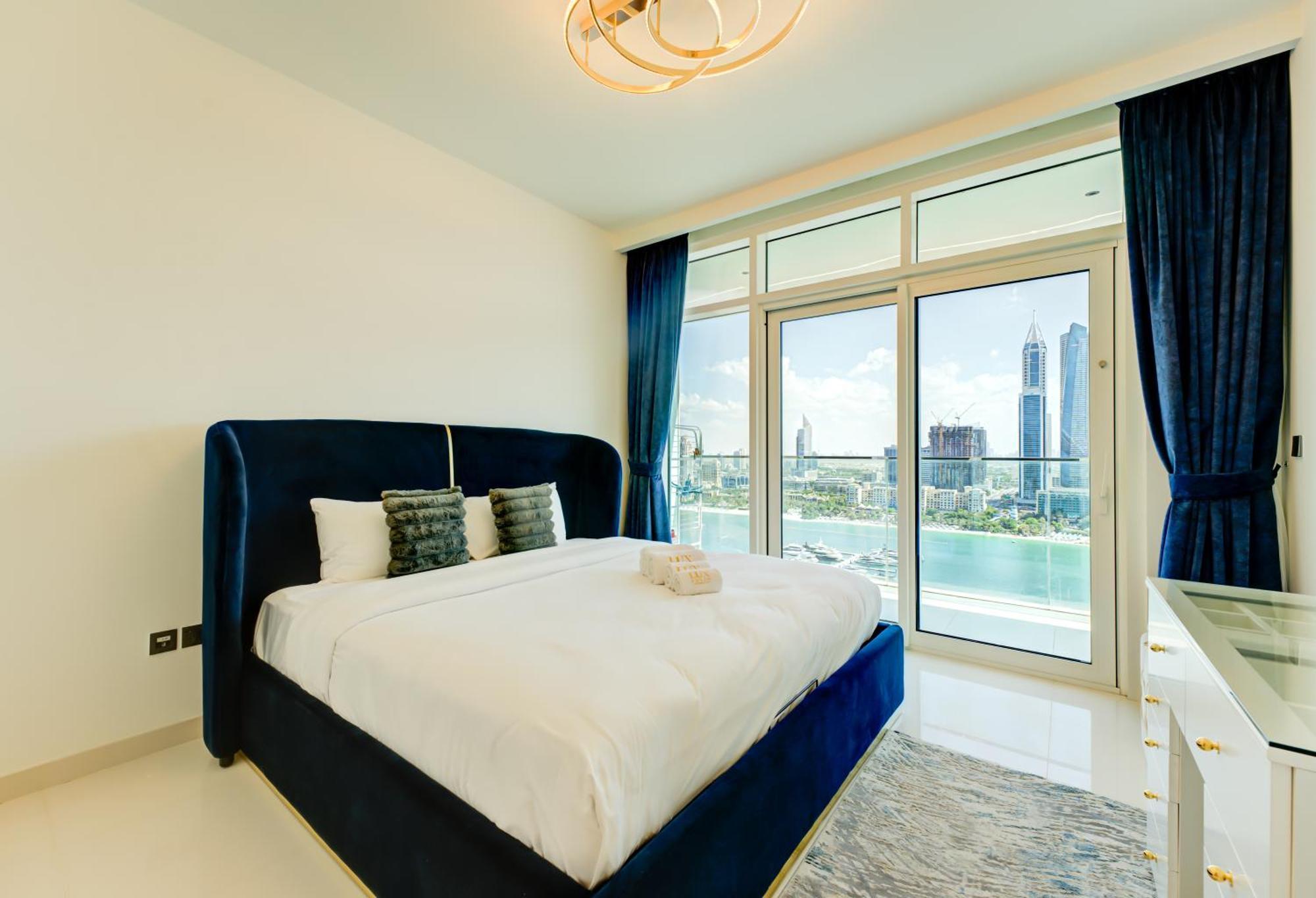 Private Beachfront 2 Bed With 180 Marina Skyline Appartement *
