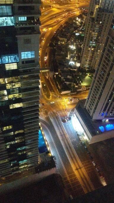 Appartement 2 Bedroom With 4 King Size Beds Dubaï