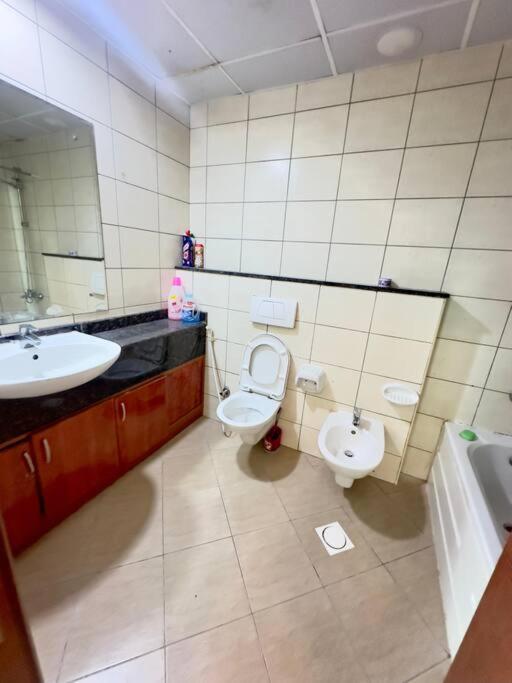 Appartement 2 Bedroom With 4 King Size Beds Dubaï