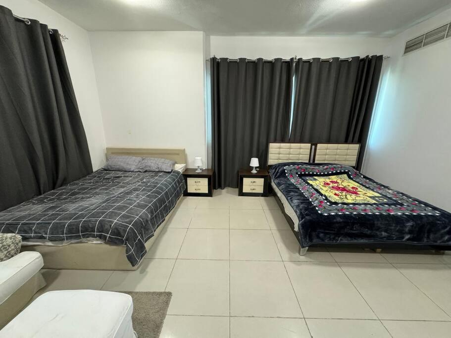 Appartement 2 Bedroom With 4 King Size Beds Dubaï