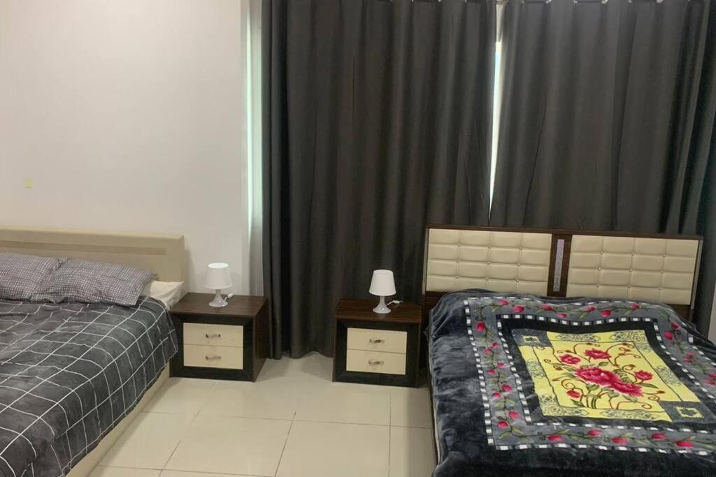 2 Bedroom With 4 King Size Beds Appartement
