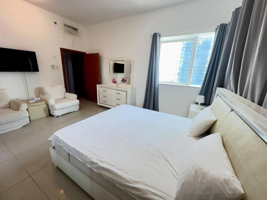 2 Bedroom With 4 King Size Beds Appartement *