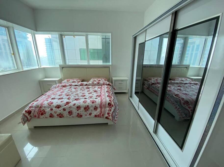 2 Bedroom With 4 King Size Beds Appartement