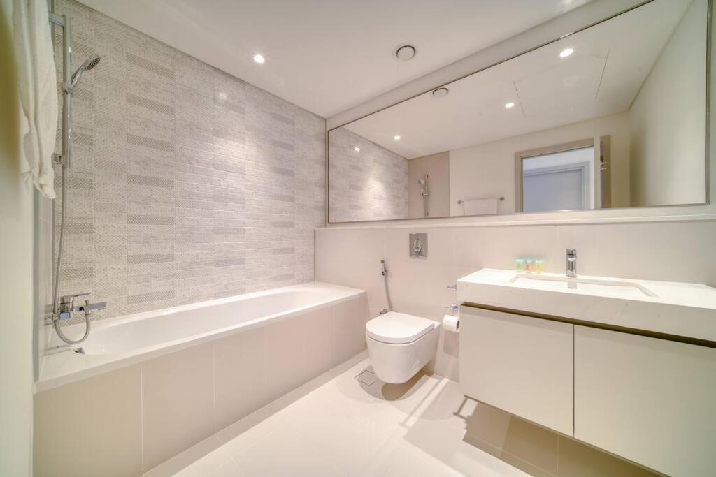 Appartement New 2 Bedroom Full Sea View
