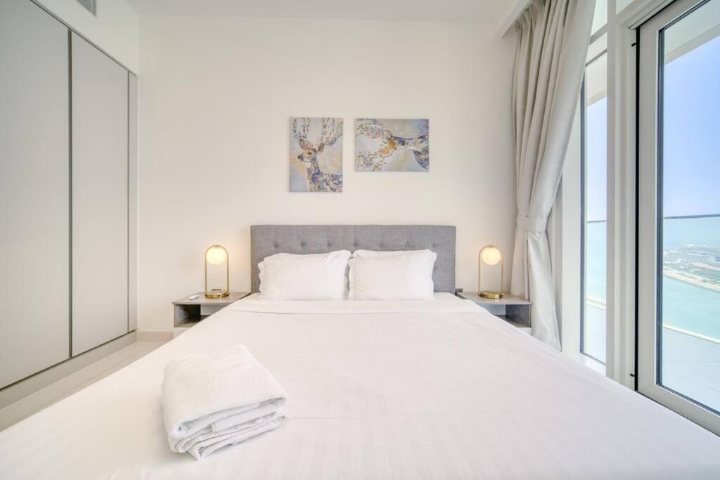 New 2 Bedroom Full Sea View Appartement