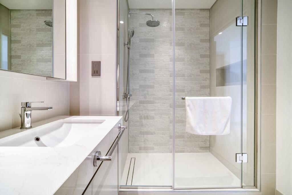 Appartement New 2 Bedroom Full Sea View *