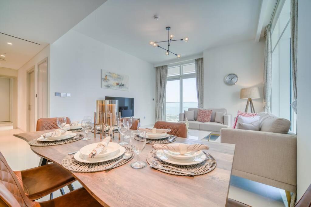 New 2 Bedroom Full Sea View Dubaï