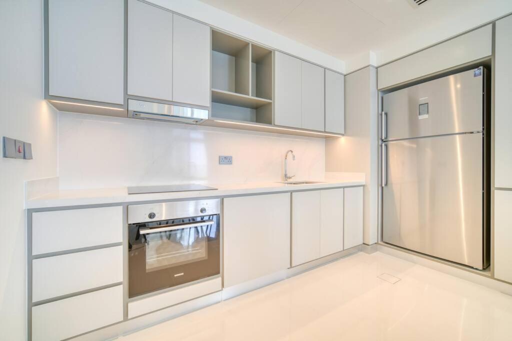 New 2 Bedroom Full Sea View * Dubaï