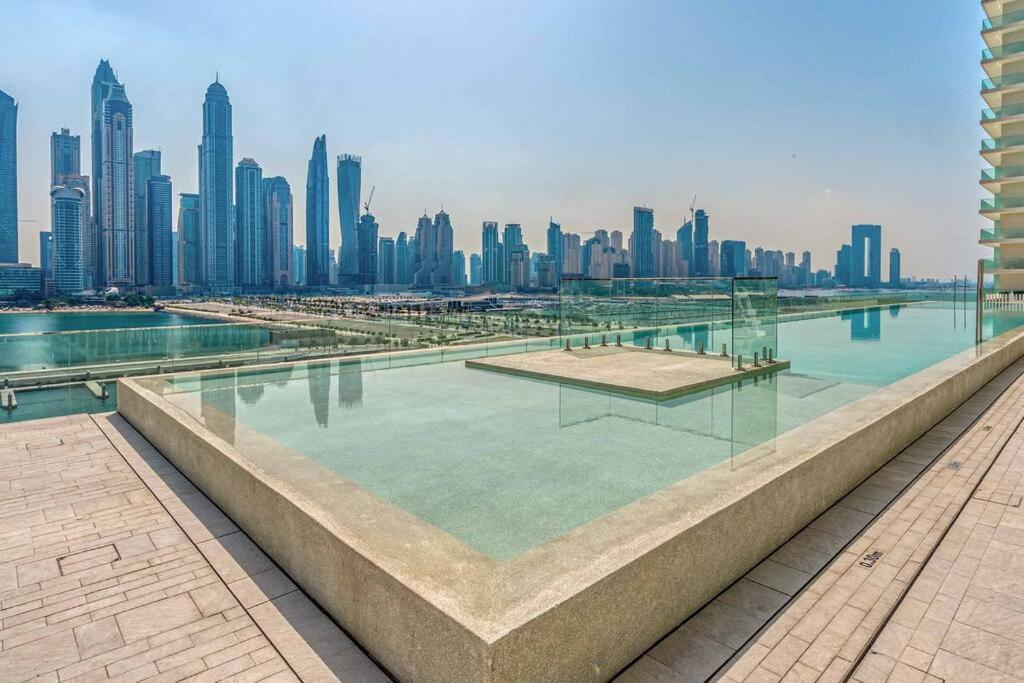 New 2 Bedroom Full Sea View Appartement *