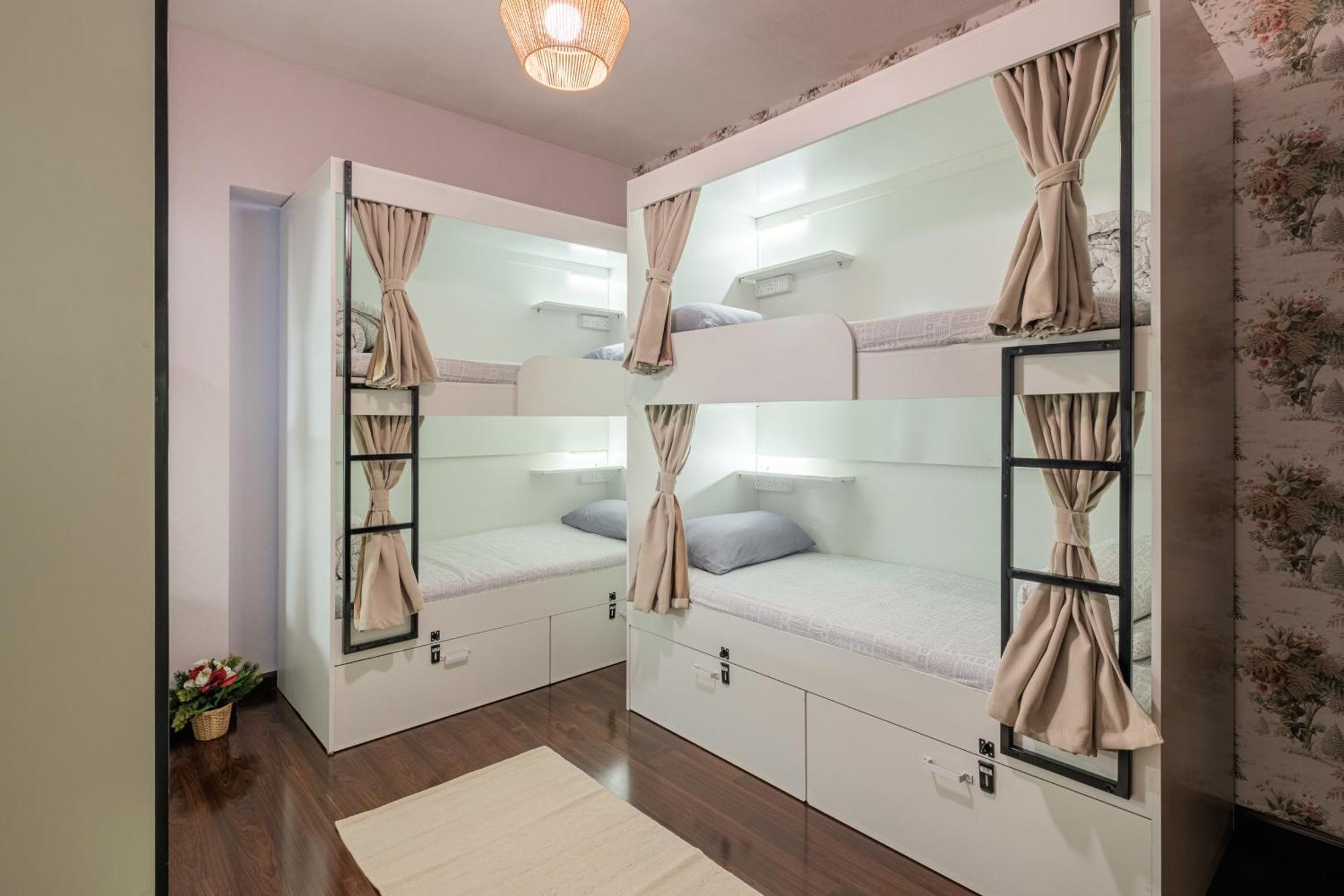 Albergue Saffron House