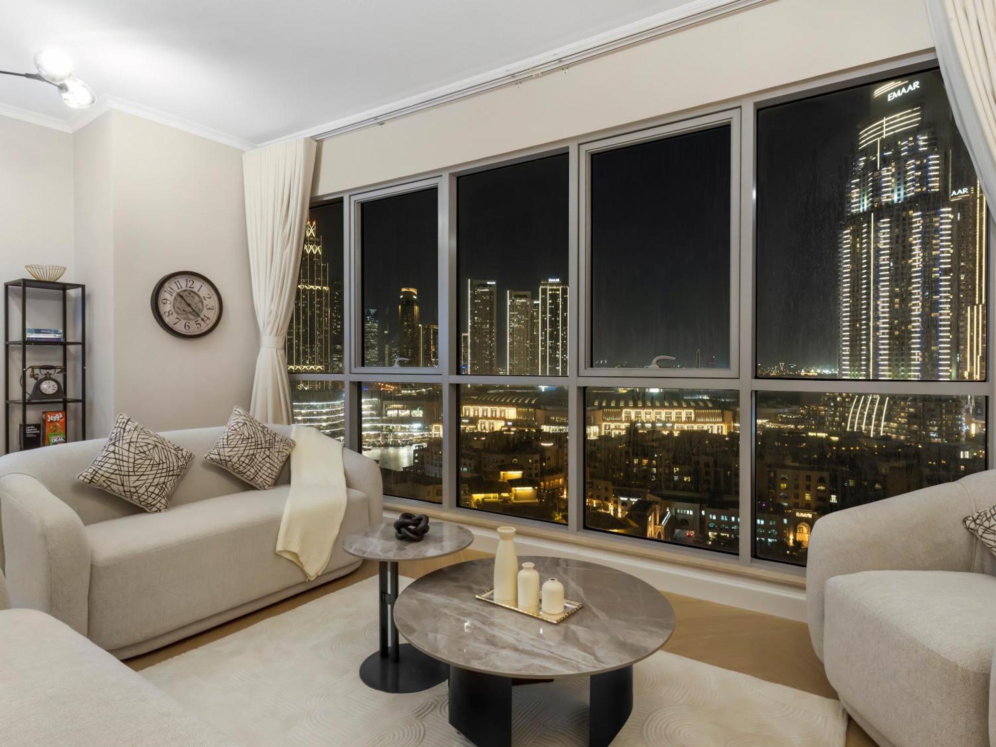 4 Bhk In Downtown With Iconic Burj Khalifa Views, 2 Minutes Walk To Mall * Dubaï