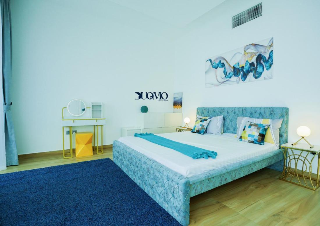 Myduomo- 3br High Floor, Near Tram With Palm Views-6601