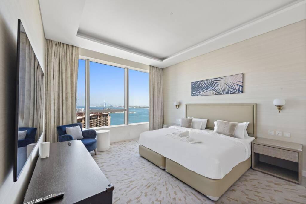 Stunning 1-br In Heart Of The Palm Apartament *