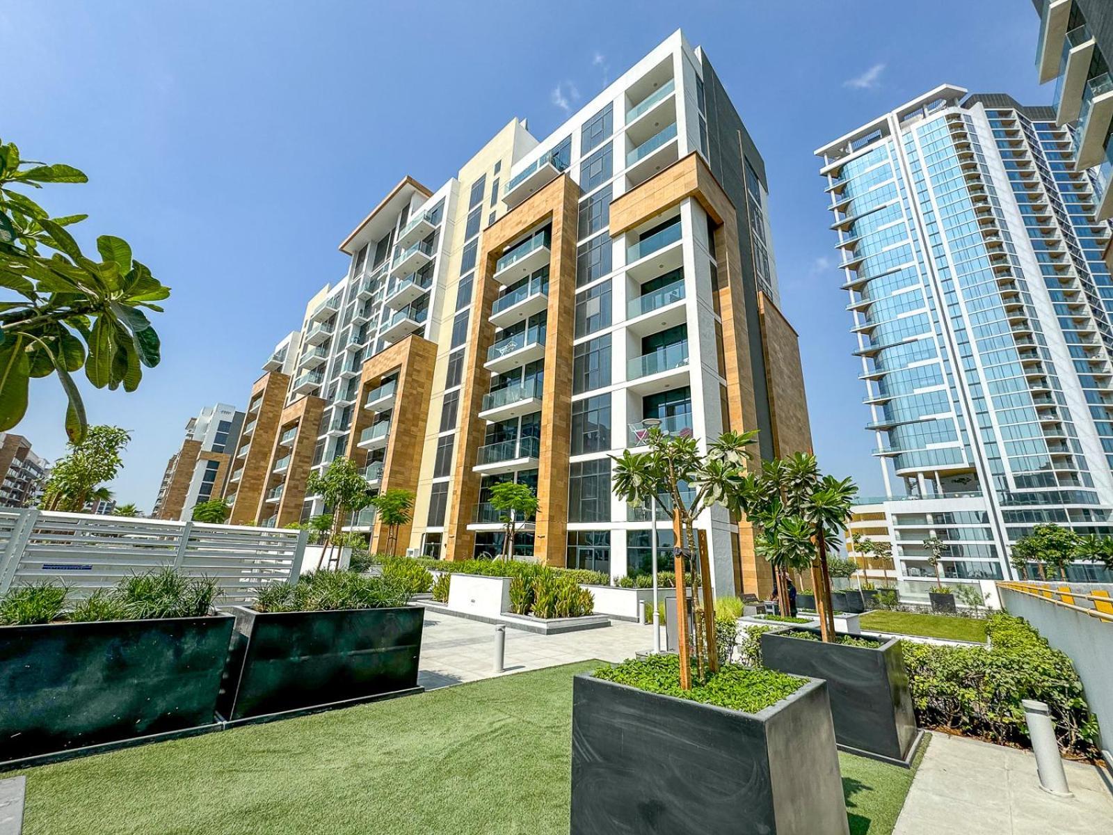 Near Al Quoz Pond Park Appartement *
