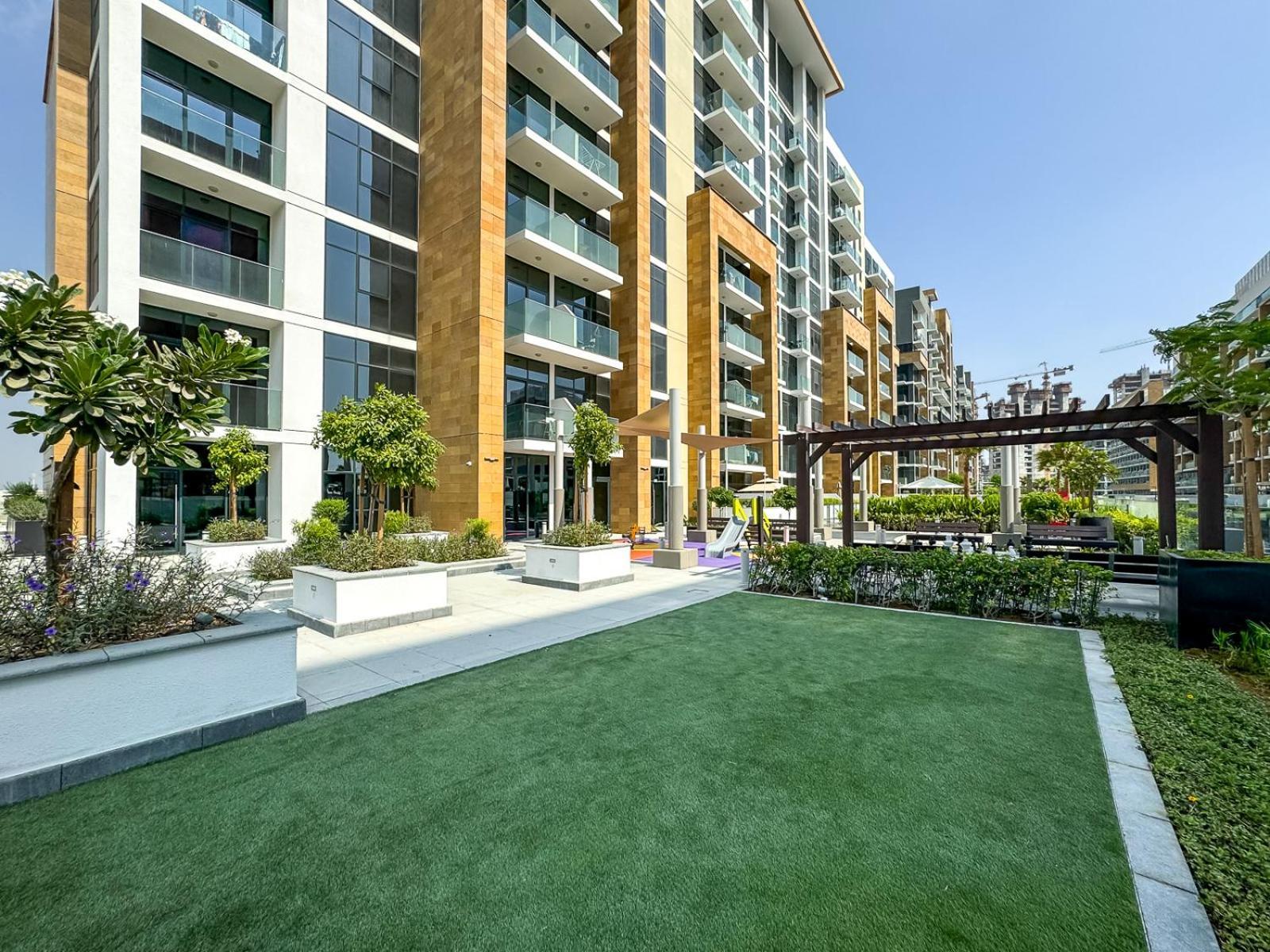 Near Al Quoz Pond Park Appartement Dubaï