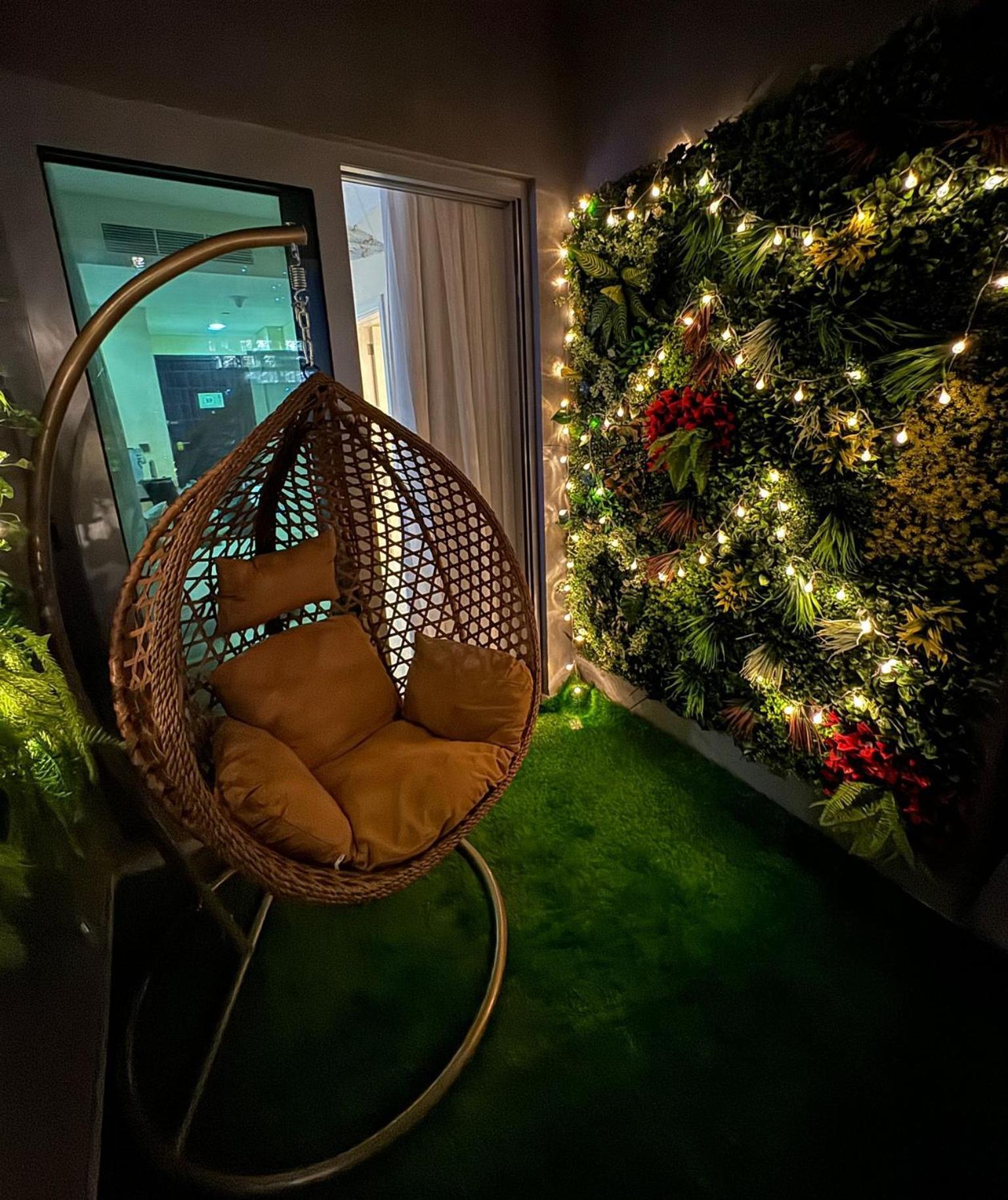 Seva Boutique - Luxurious Dwelling - 5 Mins Walk To Burj Khalifa & 2 Min To Mall Downtown Apartment Dubai