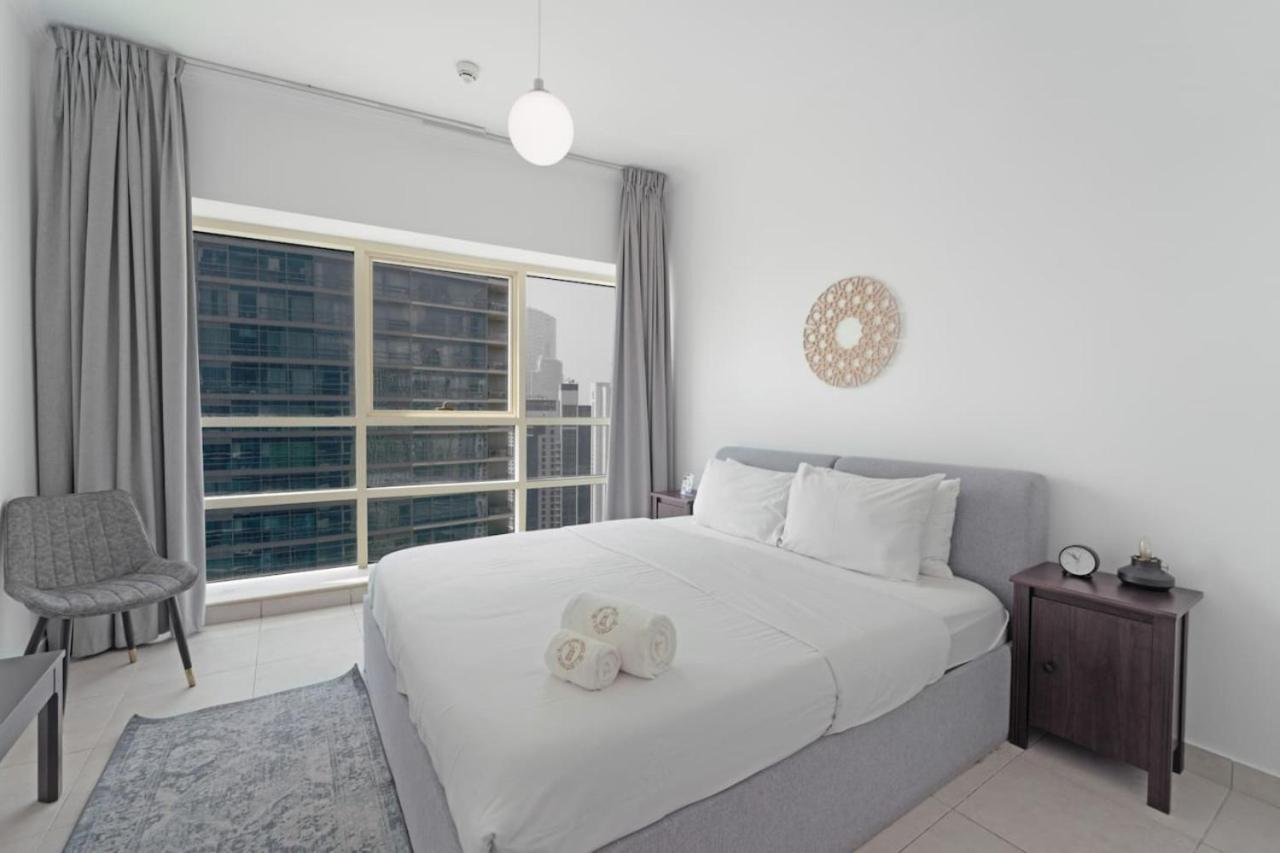 Live The Dream At Marina Quays Appartement Dubaï