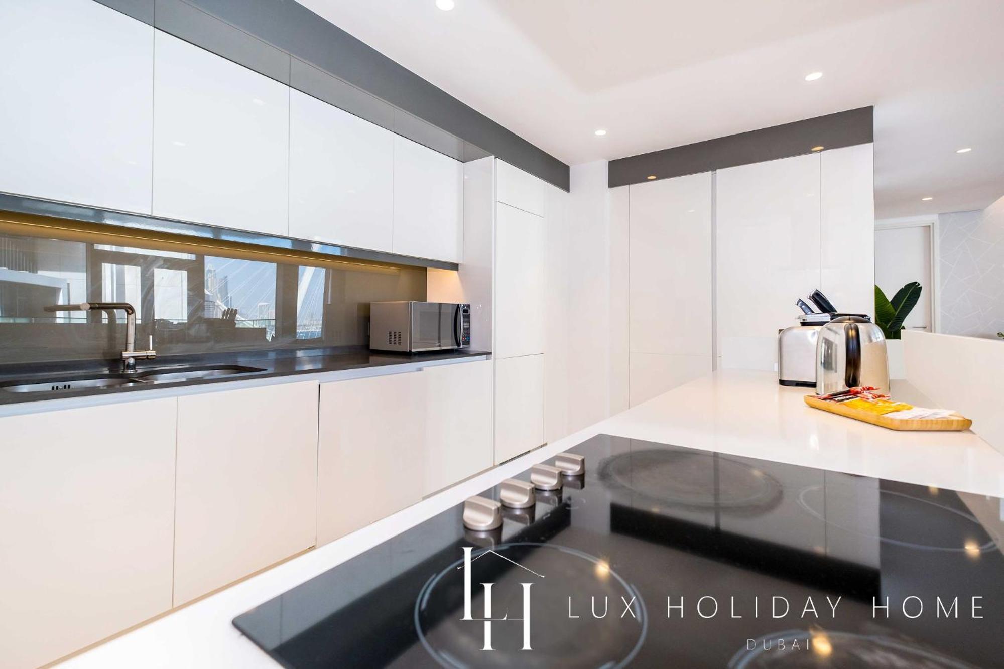Lux - The Bluewater Island * Dubai