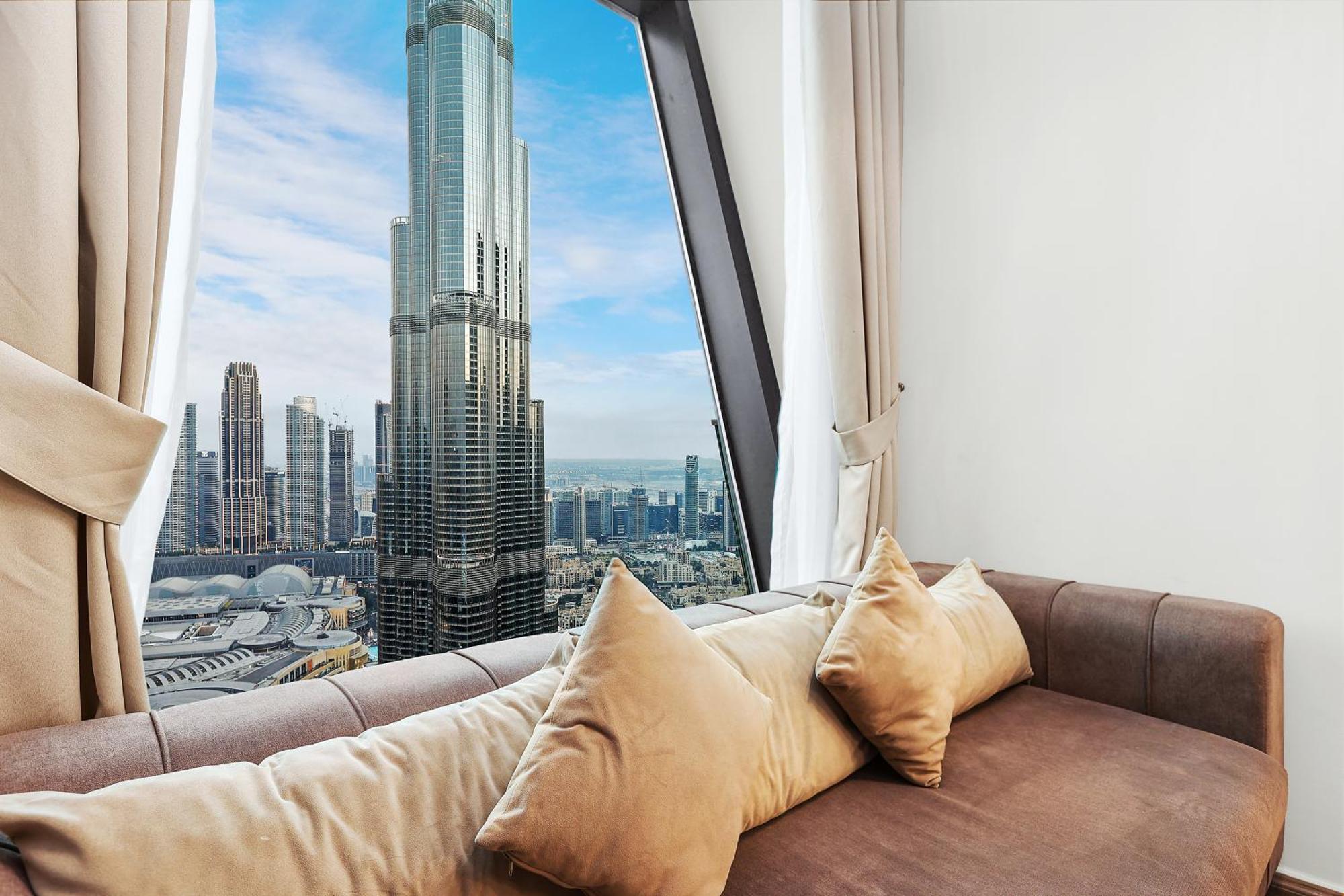 Apartment First Class 3br With Full Burj Khalifa And Fountain View Dubai