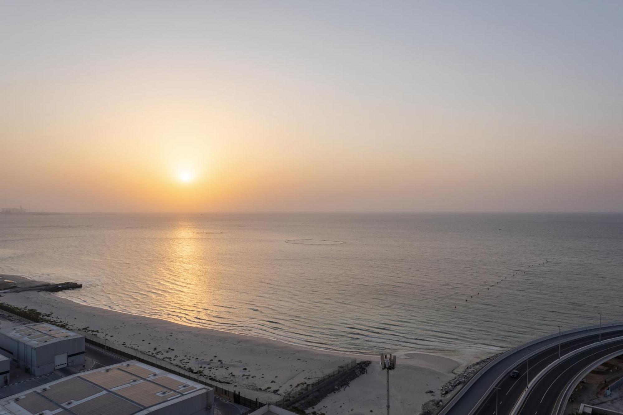 Apartment Premiere Luxe 2 Bedroom At Marina Beach With Ferris Wheel & The Pier View Dubai