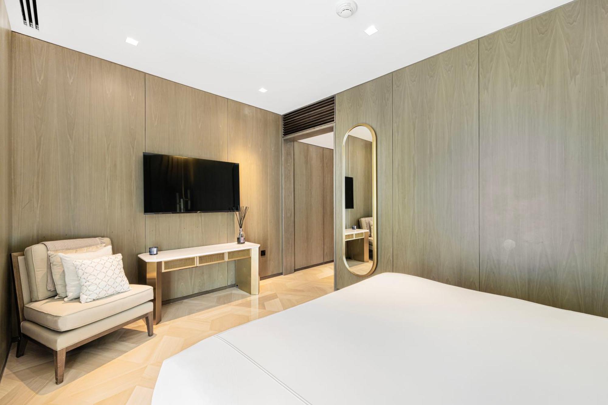 Daniels Spacious 2br At Five Palm With Biggest Layout Dubaï