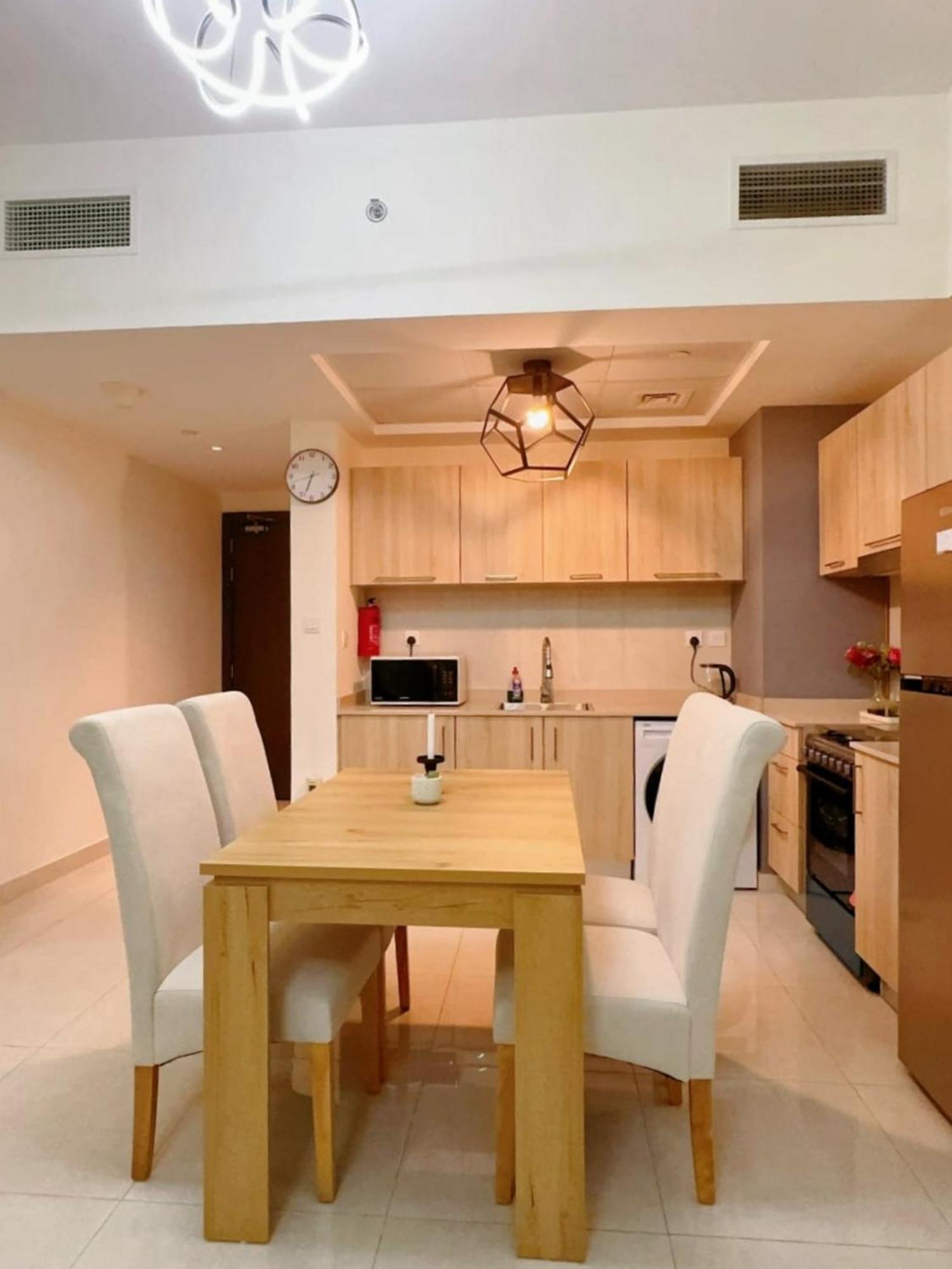 Comfort Cozy Living Ag Tower Business Bay Apartamento Dubái
