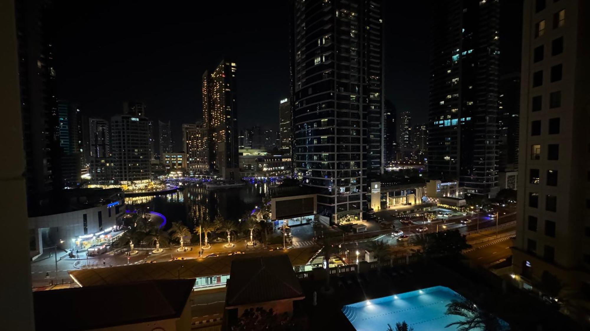 Marina View Executive , 3 Mins Jbr Beach Walk Appart hôtel *