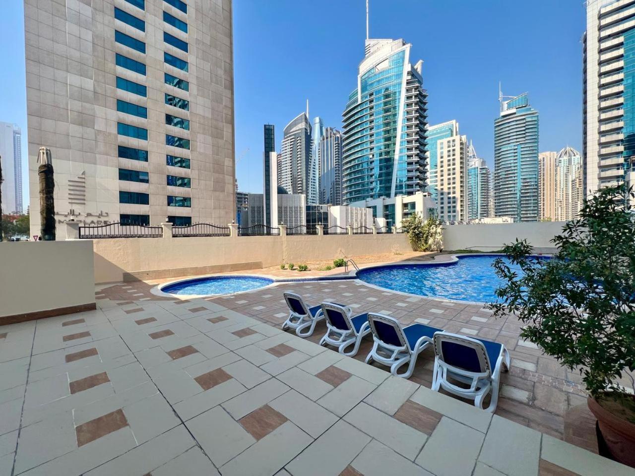 White Sage Stunning New In Marina Appartement