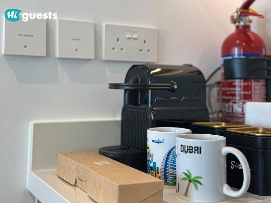 Higuests - Beachside Oasis Stylish 2br In La Vie Appartement Dubai