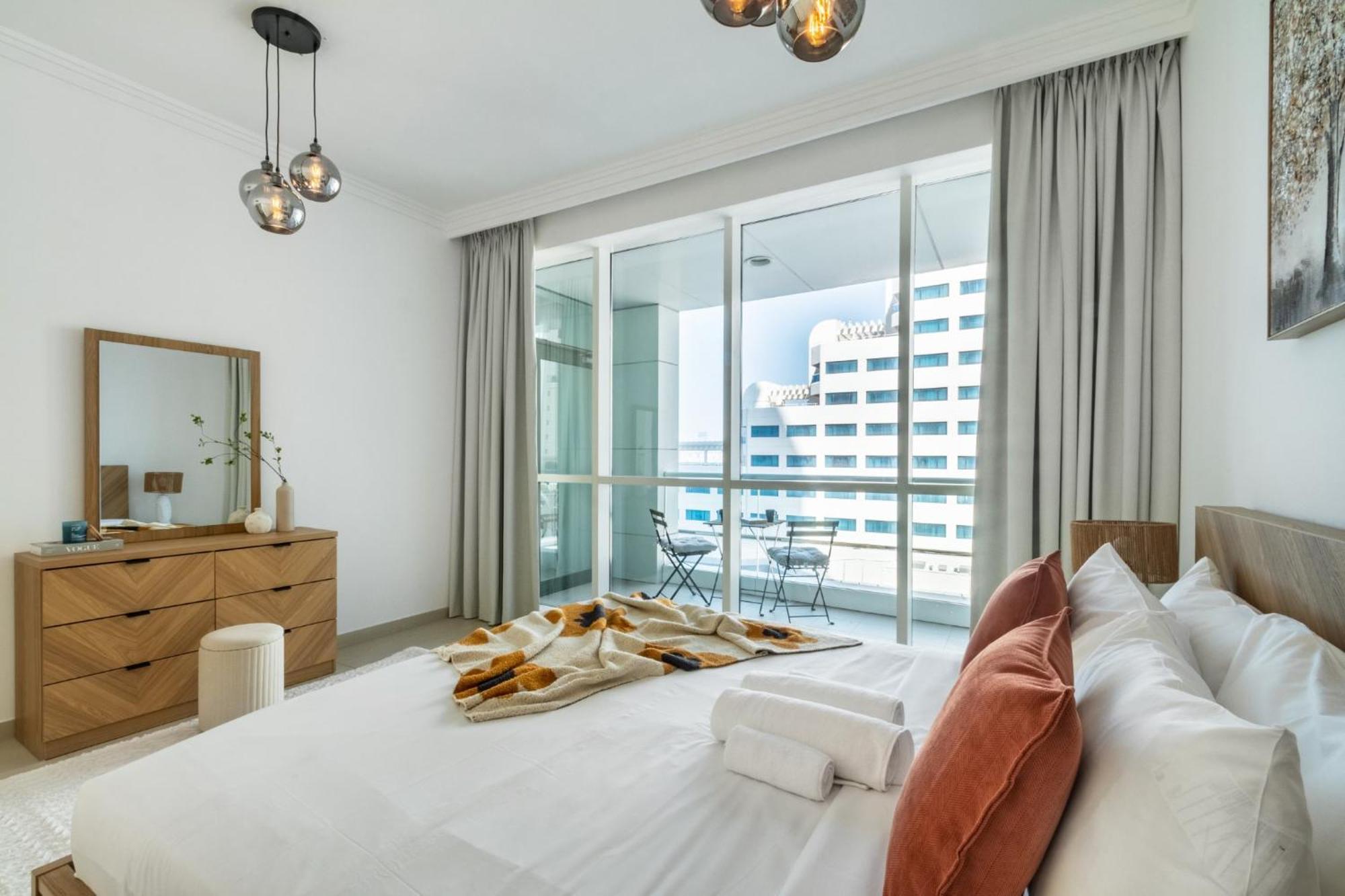 Artistic Retreat In Jbr With Private Access Dubaï